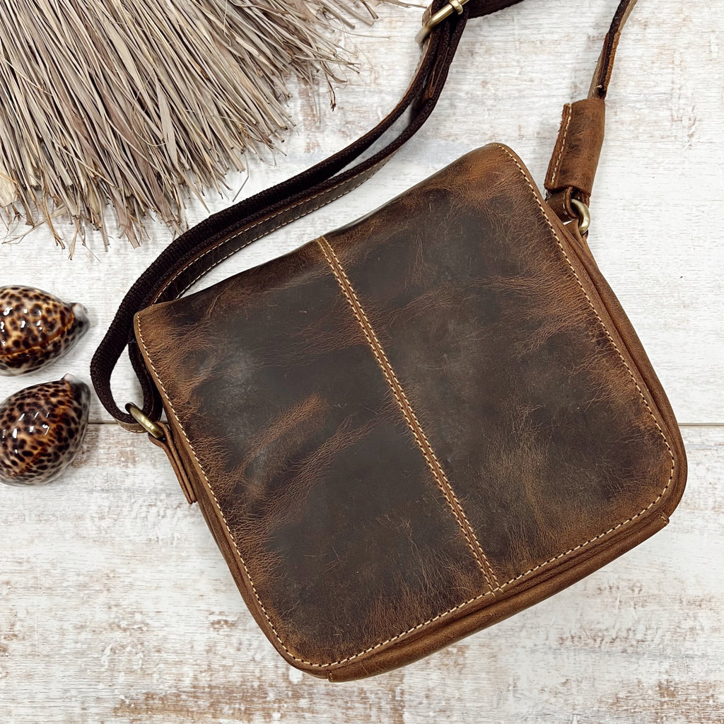 Kana Leather Bag – LITTLE HIAWATHA Kana Leather Bag – LITTLE HIAWATHA