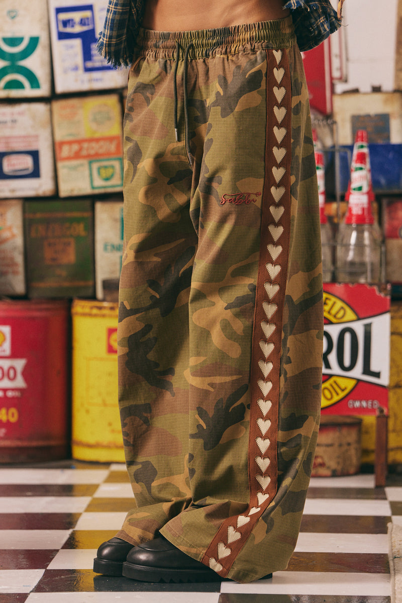 The Canvas Heart Pants - Camo