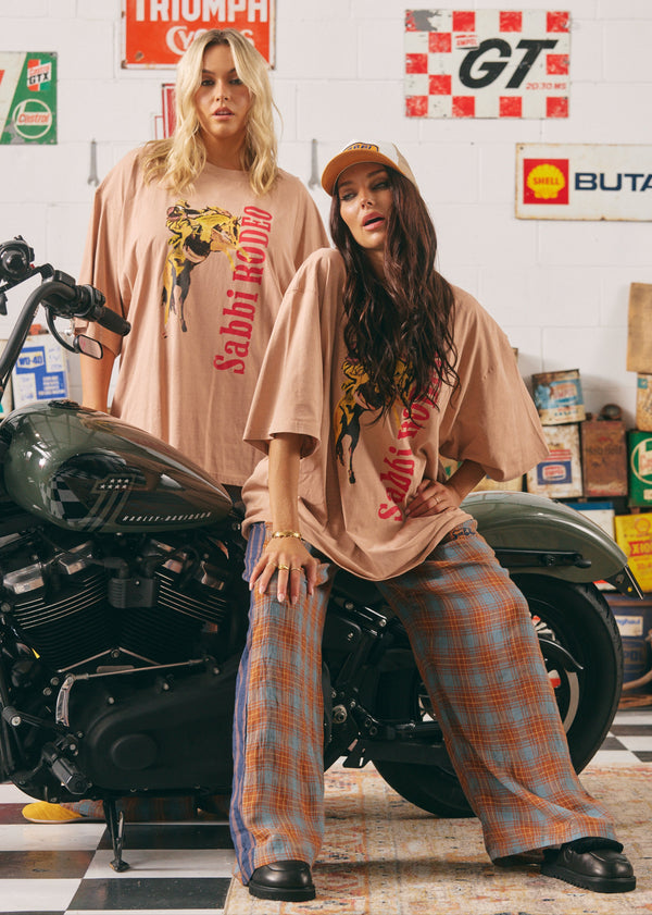 The Very Oversized Rodeo Tee - Blush