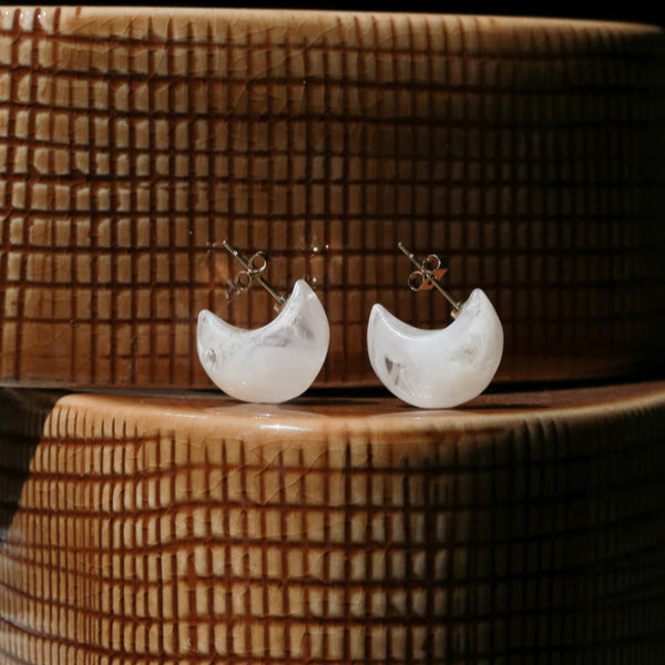 Glow Earrings - Cream