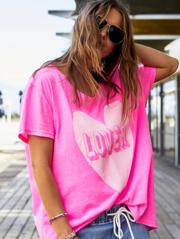 Vintage Wash Lover Heart Tee - Hot Pink