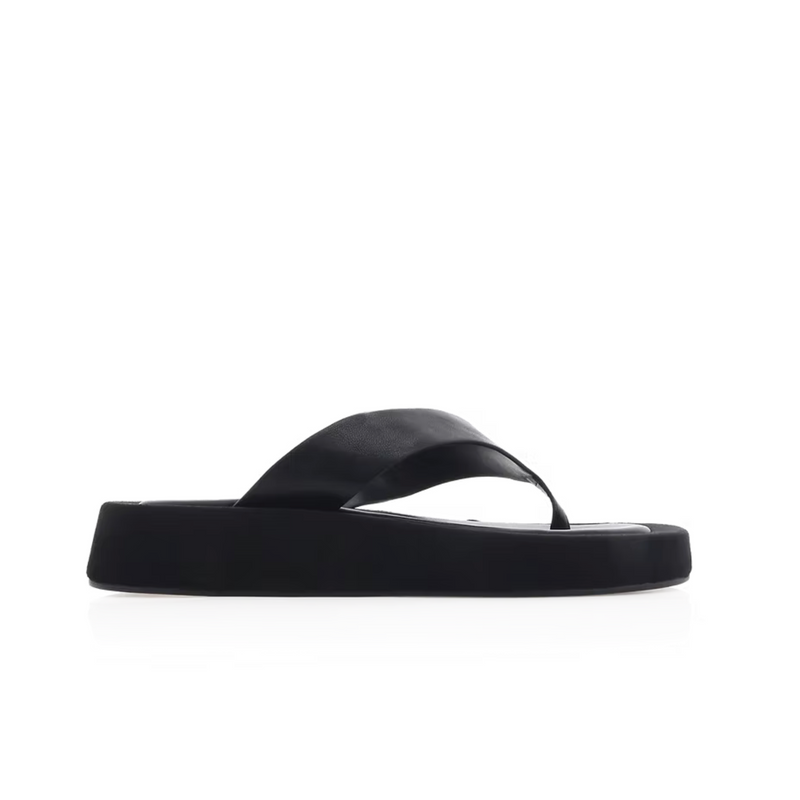 Yamira Sandal
