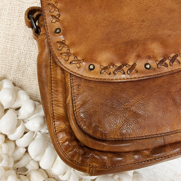 Ellie Cross Body Bag - Cognac