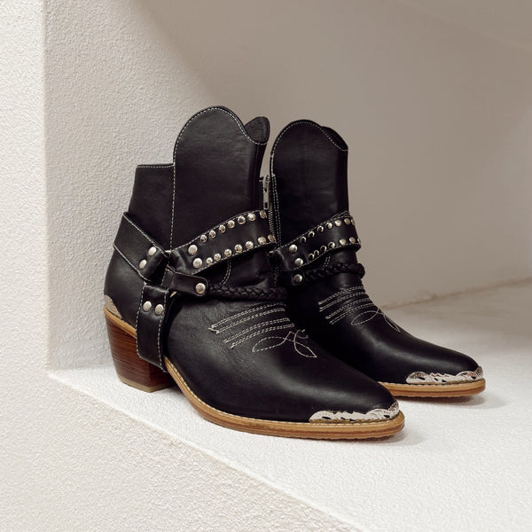 Mustang Leather Boot - Black
